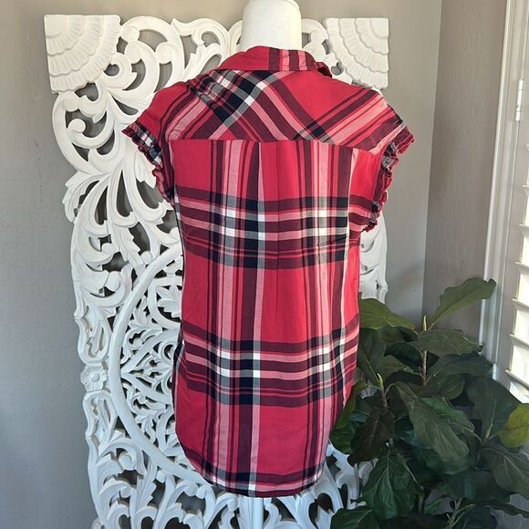 Ruffle Sleeve Plaid top - Picture 4 of 5